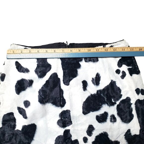 Cow Print Faux Fur Mini Skirt With Black Lining & Back Zipper By Caché Size 8 - Picture 6 of 13